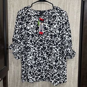 New With Tags Well Worn Brand V Neck Blouse Ruffle Balloon Sleeve W/ Elastic Hem